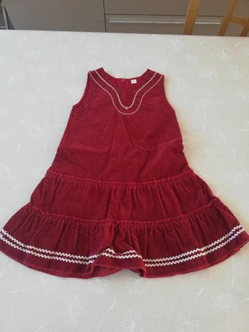 Robe sans manches en velours bordeaux 2 ans