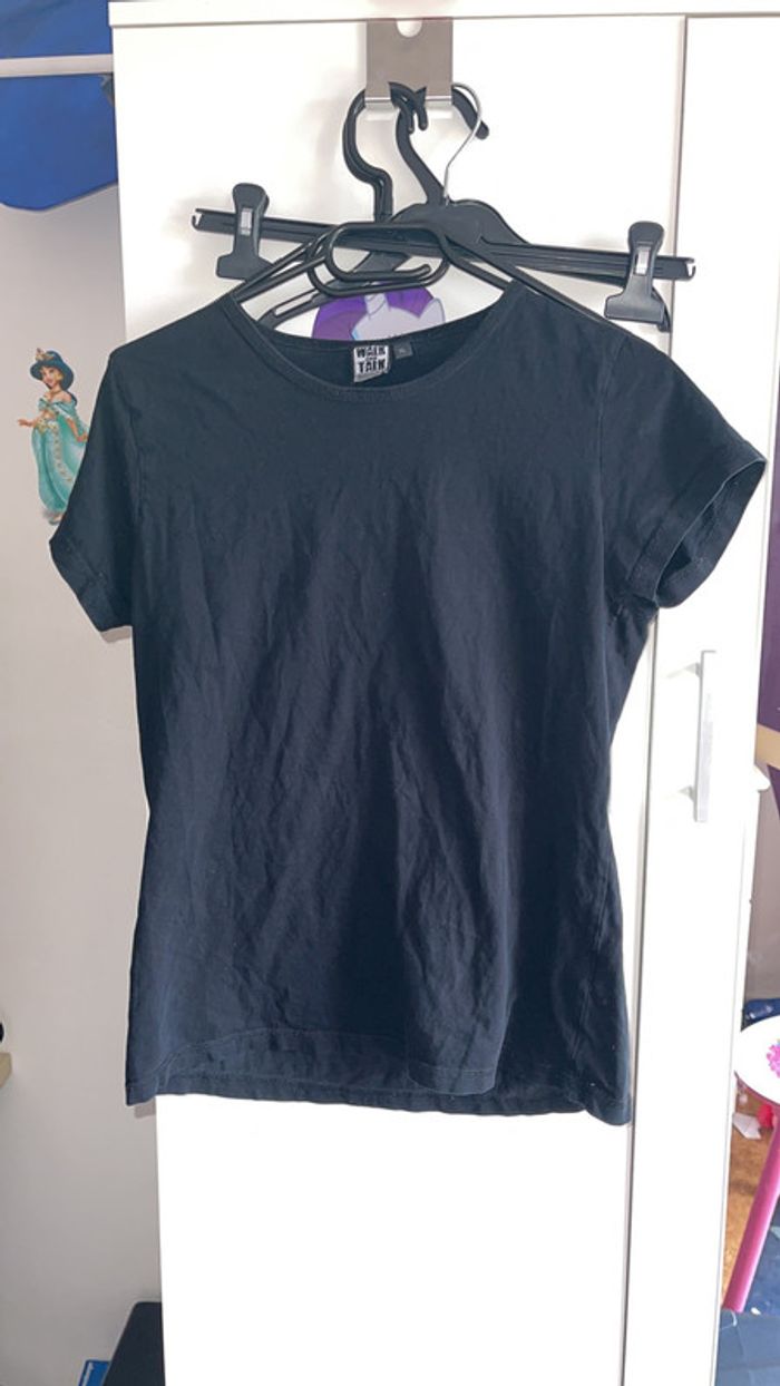 Lot de 4 t-shirt manches courtes taille M/L - photo numéro 4