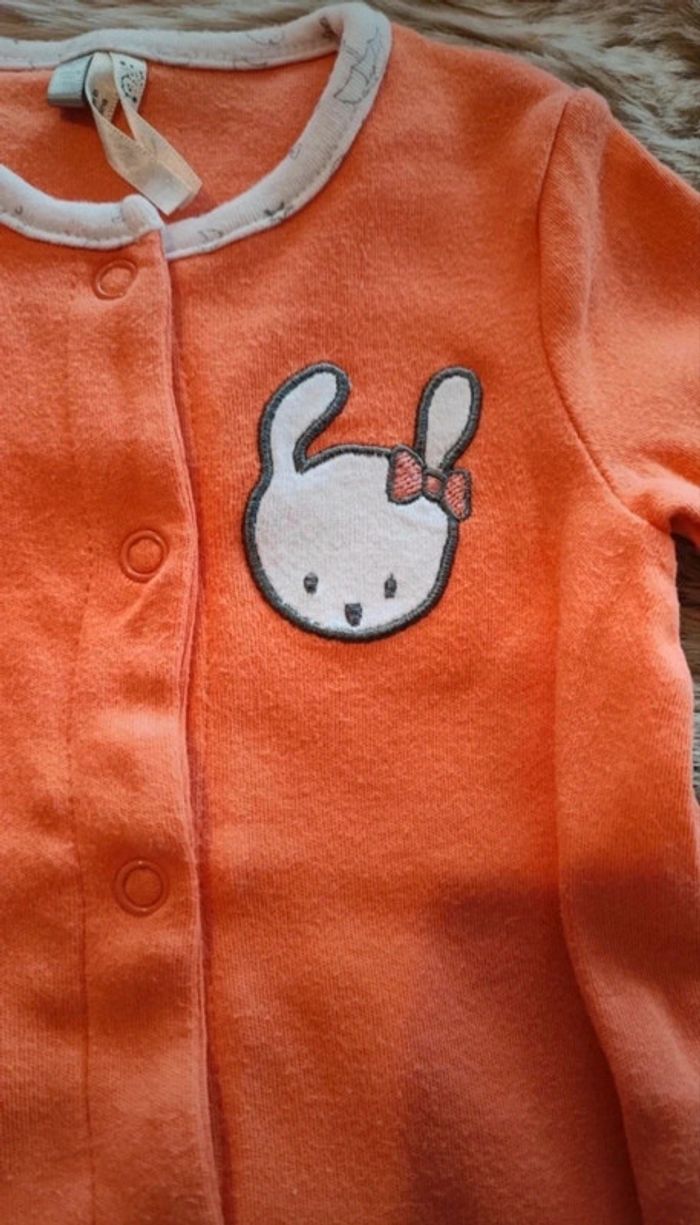 Pyjama  fin orange orchestra  1 mois - photo numéro 4