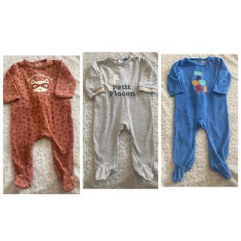 Lots de pyjamas 1 pièces