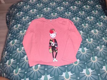 T-shirt manche longue taille 5 ans