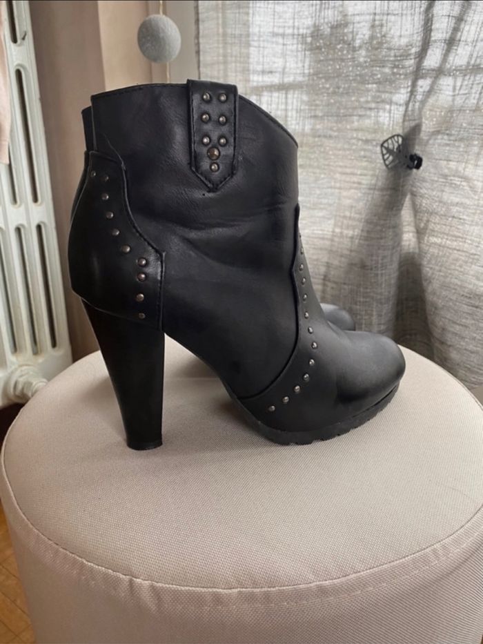 Bottine noire - photo numéro 4