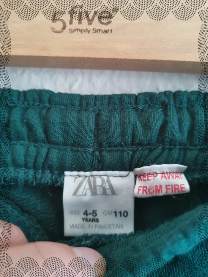 Pantalon Zara 4/5 ans - photo numéro 5