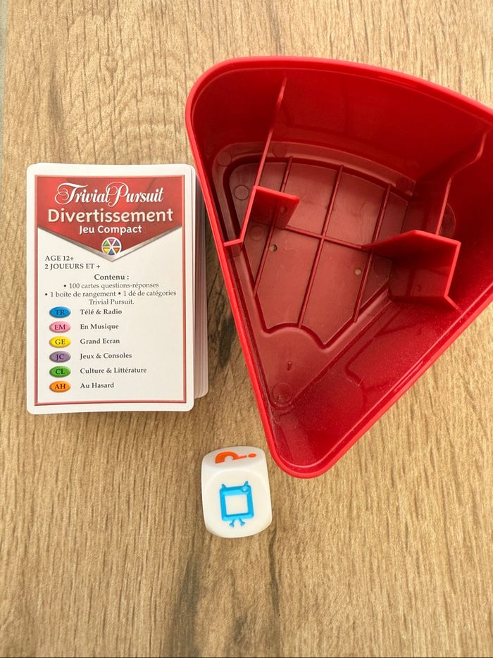 Trivial poursuit Divertissement Compact / De voyage - photo numéro 4