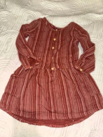 Robe bordeaux rayé kiabi 4 ans