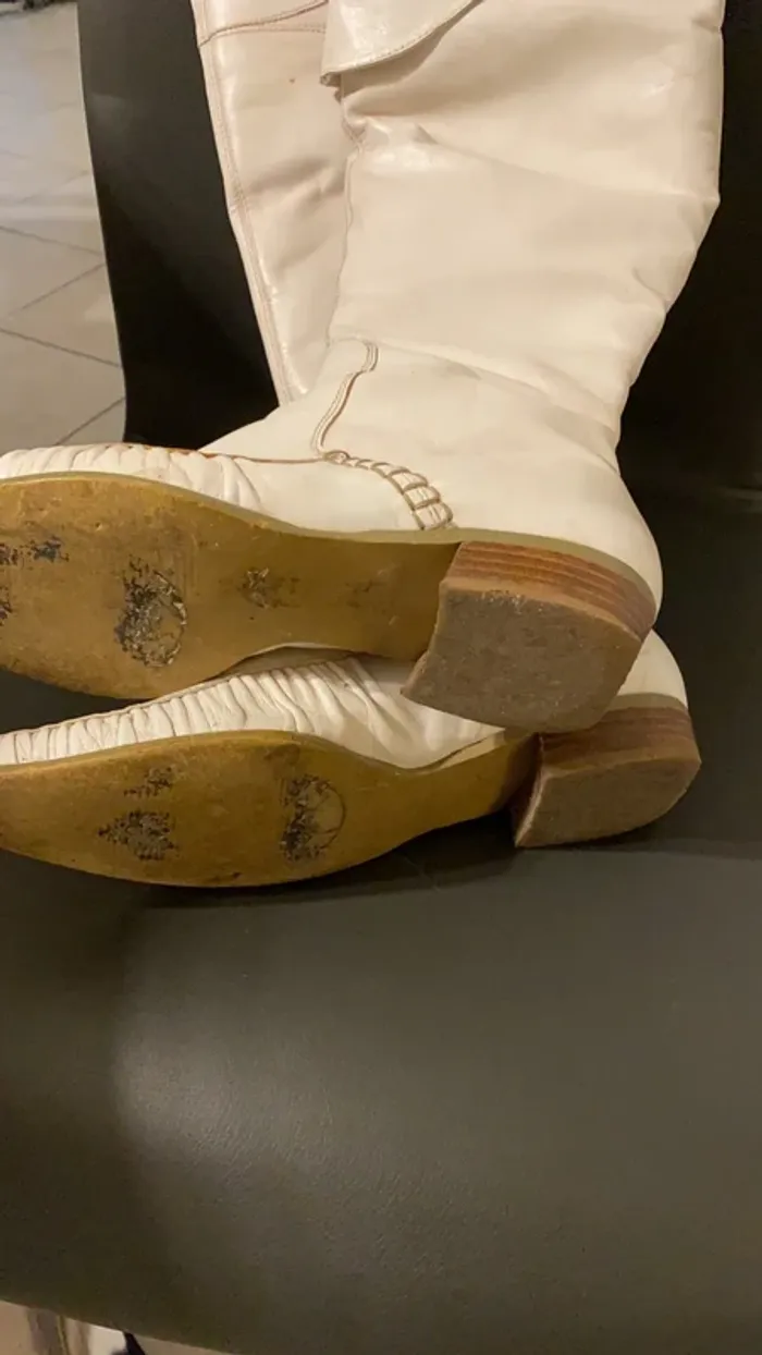 superbe botte haute crème BATA 38 comme neuve - photo numéro 3
