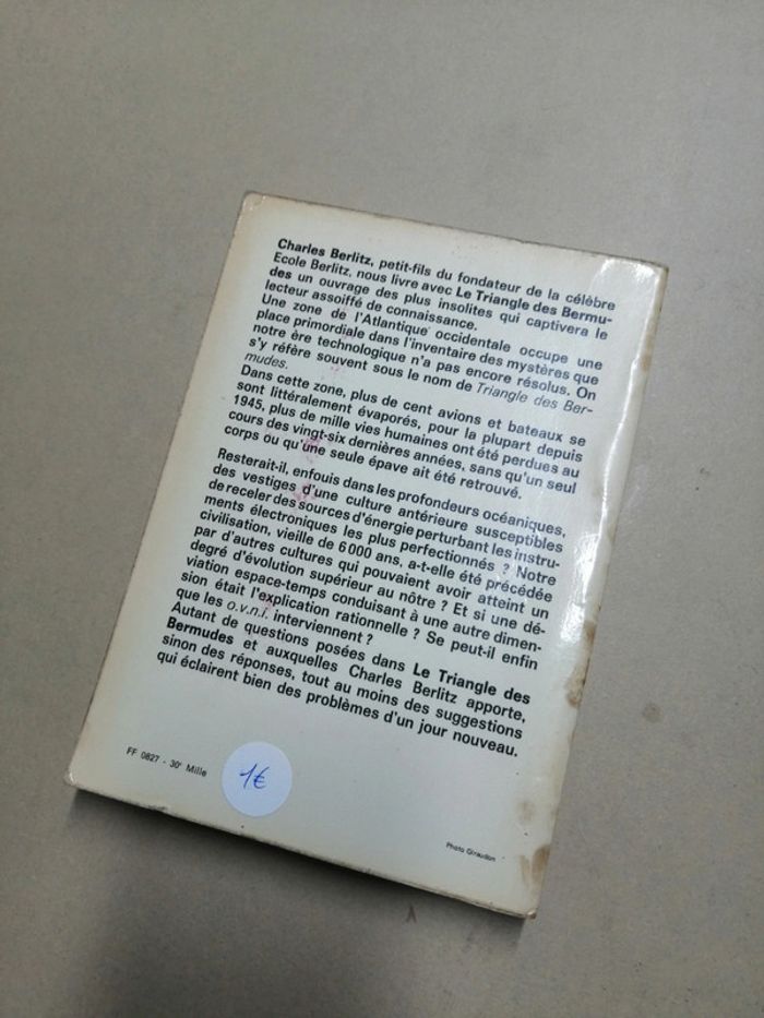 Livre le triangle des Bermudes - photo numéro 2