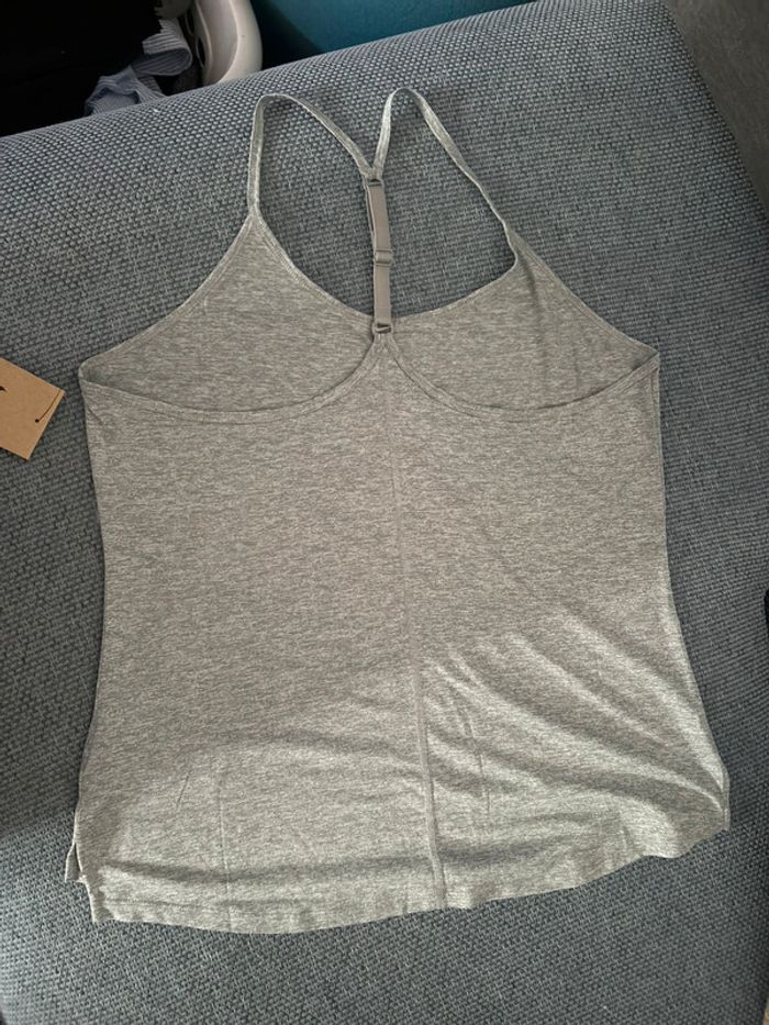 Débardeur Nike taille M neuf - photo numéro 5