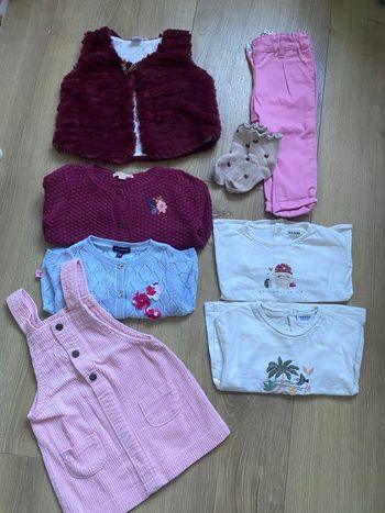 Lot de vêtements fille 9 mois sergent major ect .. 