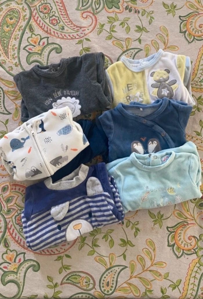Lot 6 pyjamas taille 3 mois