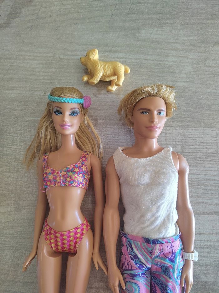 Lot poupées type Barbie + Ken + chiot – bon état - photo numéro 2
