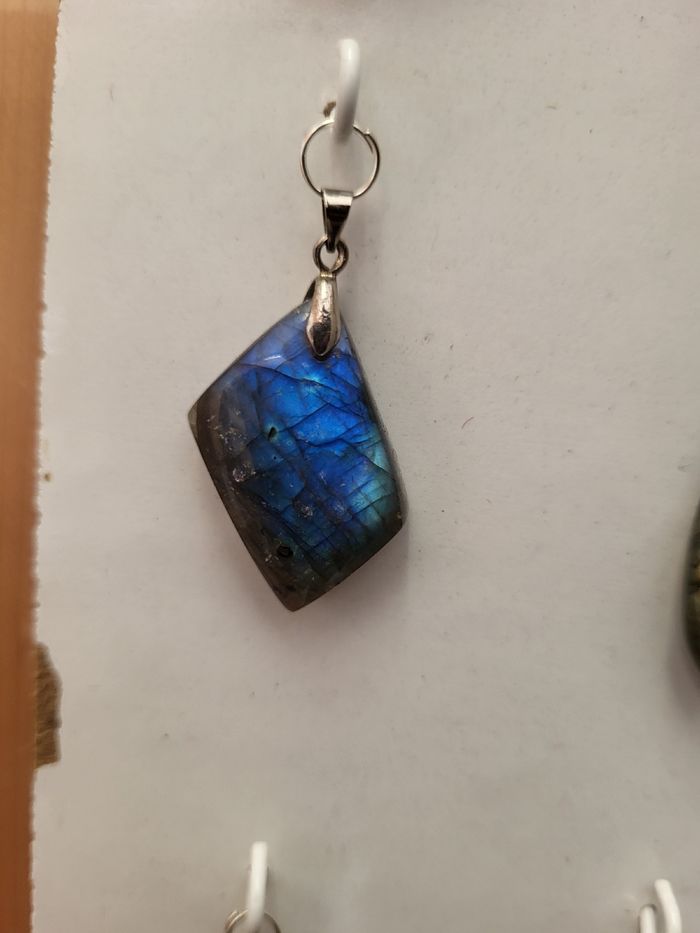 Pendentif labradorite reflet bleu - photo numéro 5
