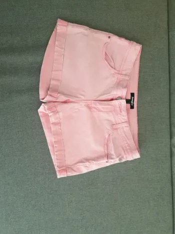 Short rose Jennyfer