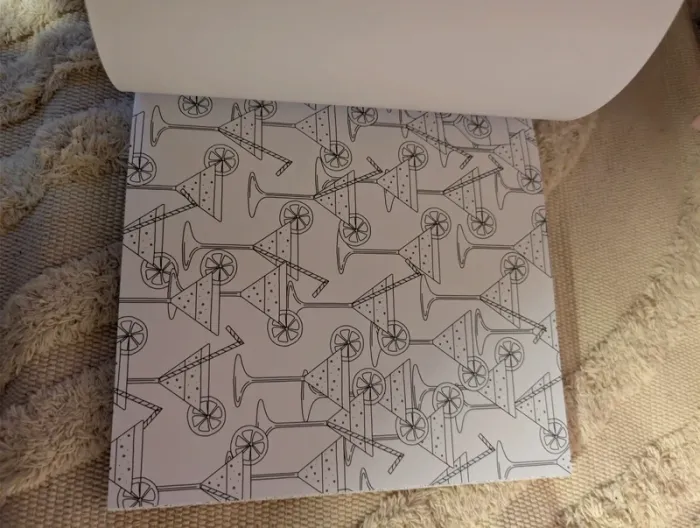 Coloriages mysteres. Motifs mystères neuf - photo numéro 3