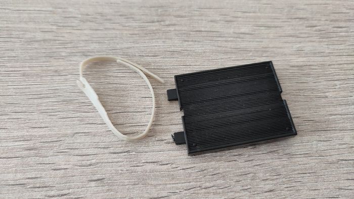 Support roues de secours pièce détachée miniature Mercedes Benz 300S 1955 Maisto 1/18 1/18ème #B66