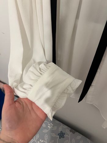 Chemise légère et fluide de Zara 