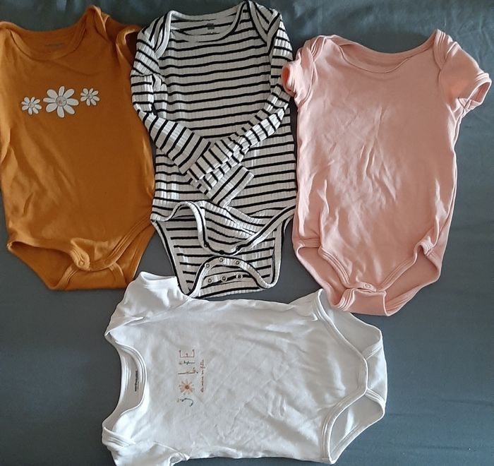 Lot de vêtements - photo numéro 5