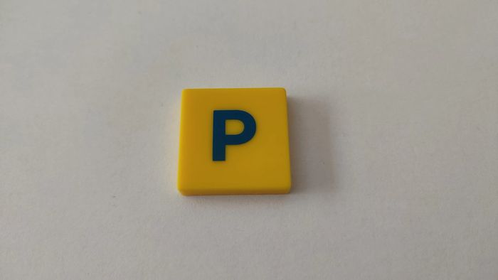 Lettre P pièce détachée jeu de société Scrabble Junior Mattel Games #B82