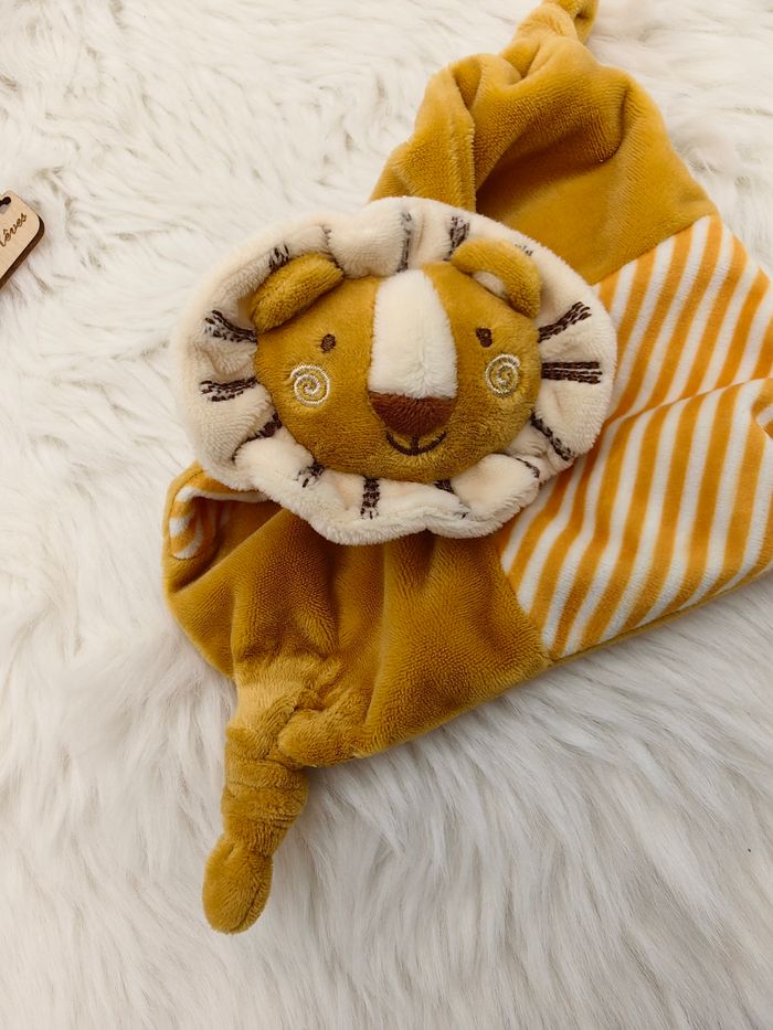 Lot de 2 Doudous lion Tom et Kiddy - photo numéro 8