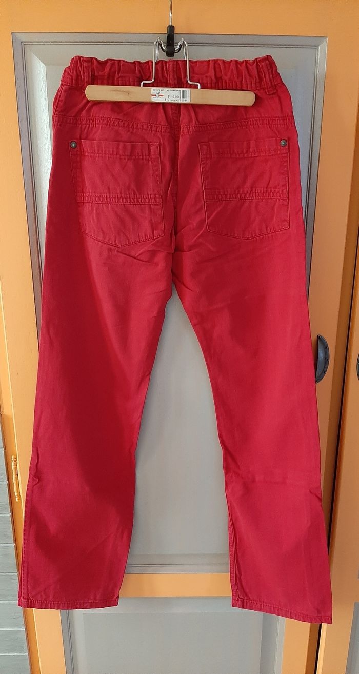 Jeans rouge 14 ans - photo numéro 9