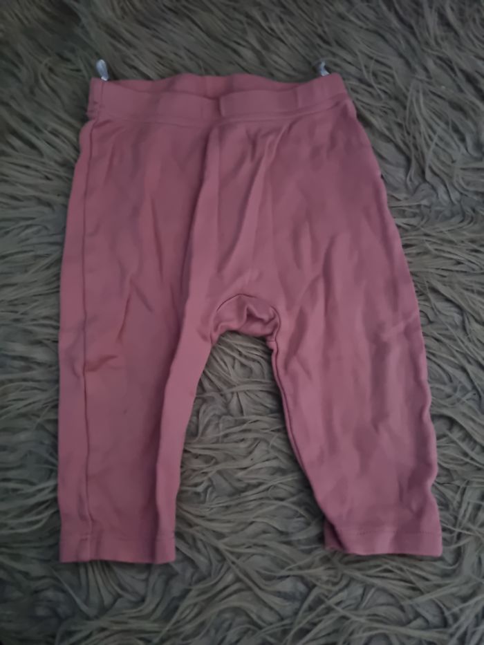 Lot 2 leggings 9mois - photo numéro 2