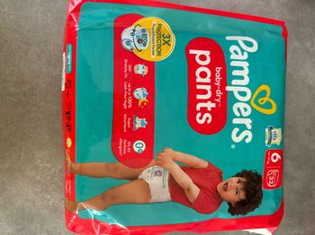 Couche culotte Pampers taille 6