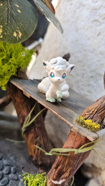 Super figurine Pokemon Nintendo tomy Goupix d'Alola