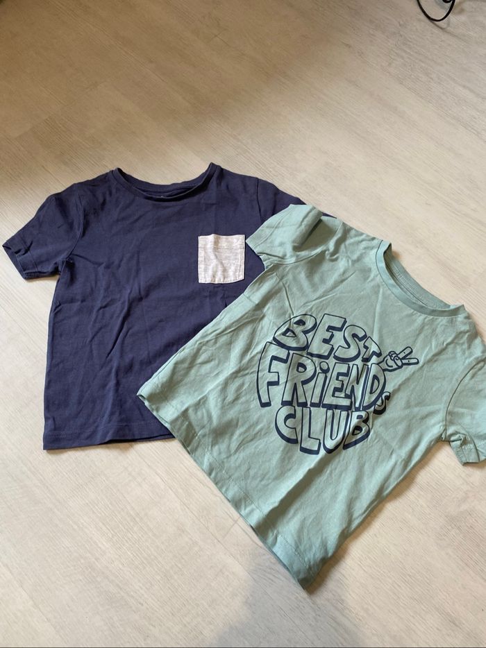 Lot deux tee-shirts vertbaudet