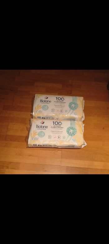 2 paquets de couches Biolane taille 4