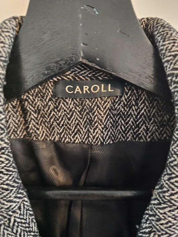 Veste blazer Caroll Taille 38 - photo numéro 2