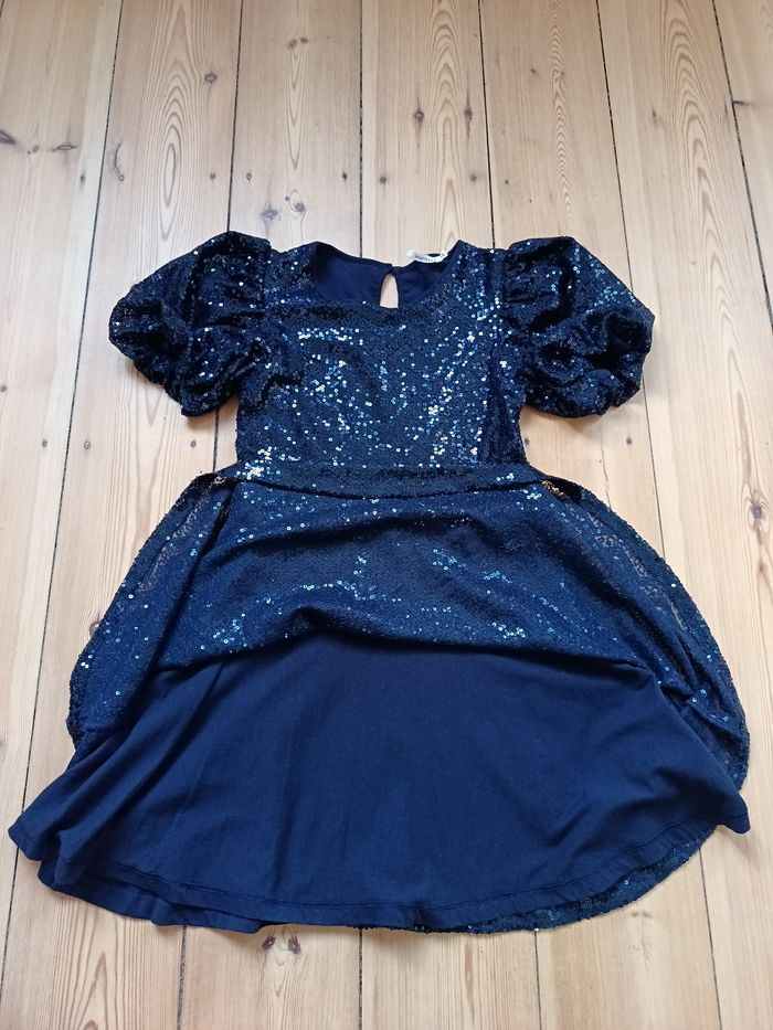 Robe de fête à sequins - photo numéro 5