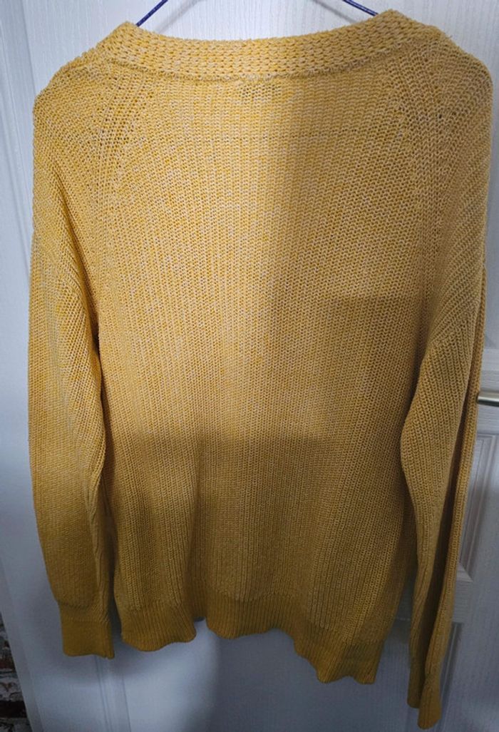 Pull léger très joli - photo numéro 2