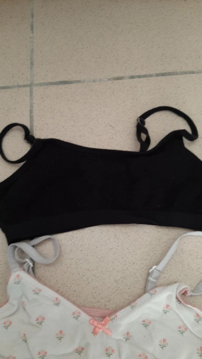 Lot  6 brassieres enfants - photo numéro 3