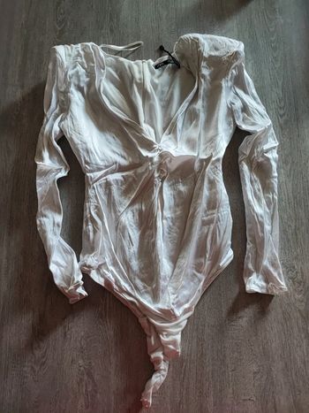 Body femme taille M zara