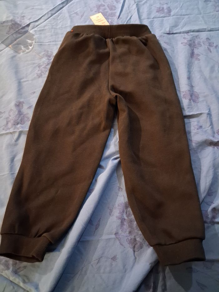 Pantalon 6 ans puma neuf - photo numéro 6
