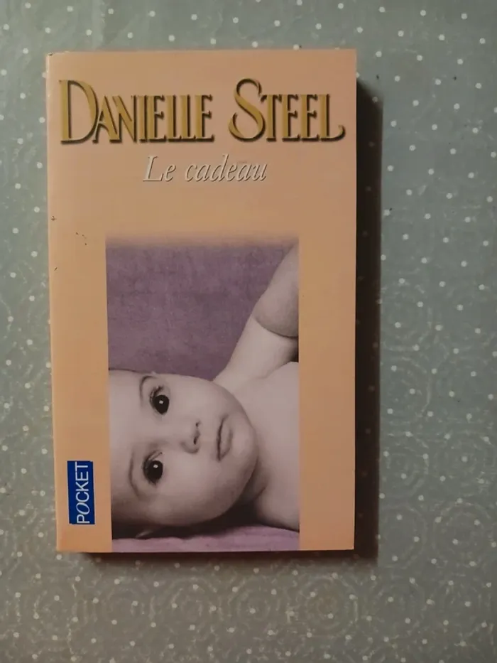 Livre Le cadeau