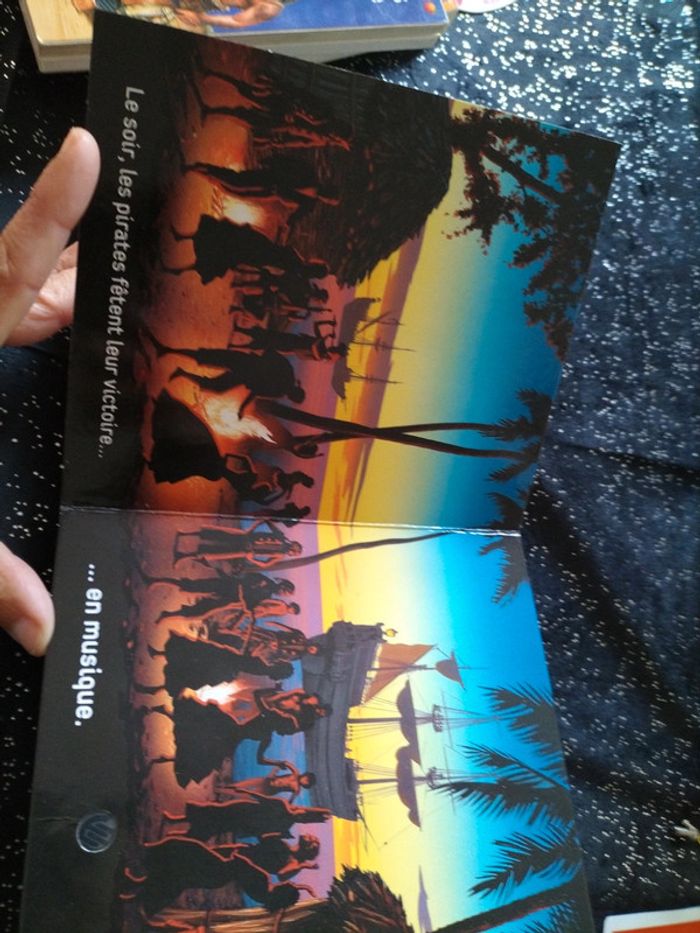 Livre sonore les bruits des pirates - photo numéro 4