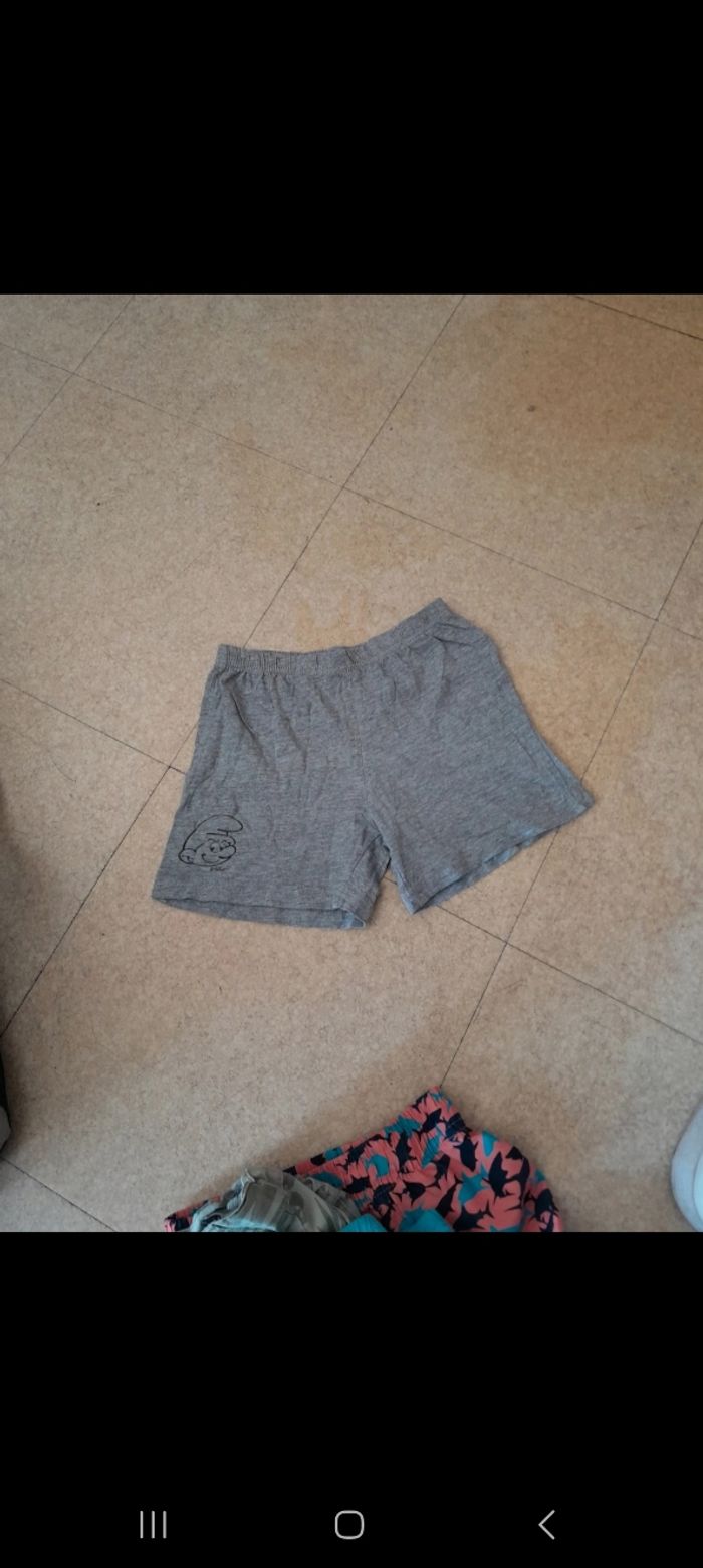 Short gris 2.4 ans