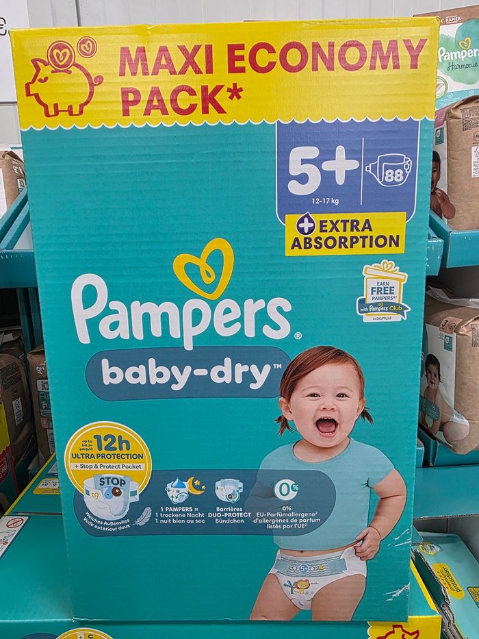 Couches Pampers Baby-Dry Taille 5+ (12-17 kg) - Pack XXL 88 Couches - Neuf