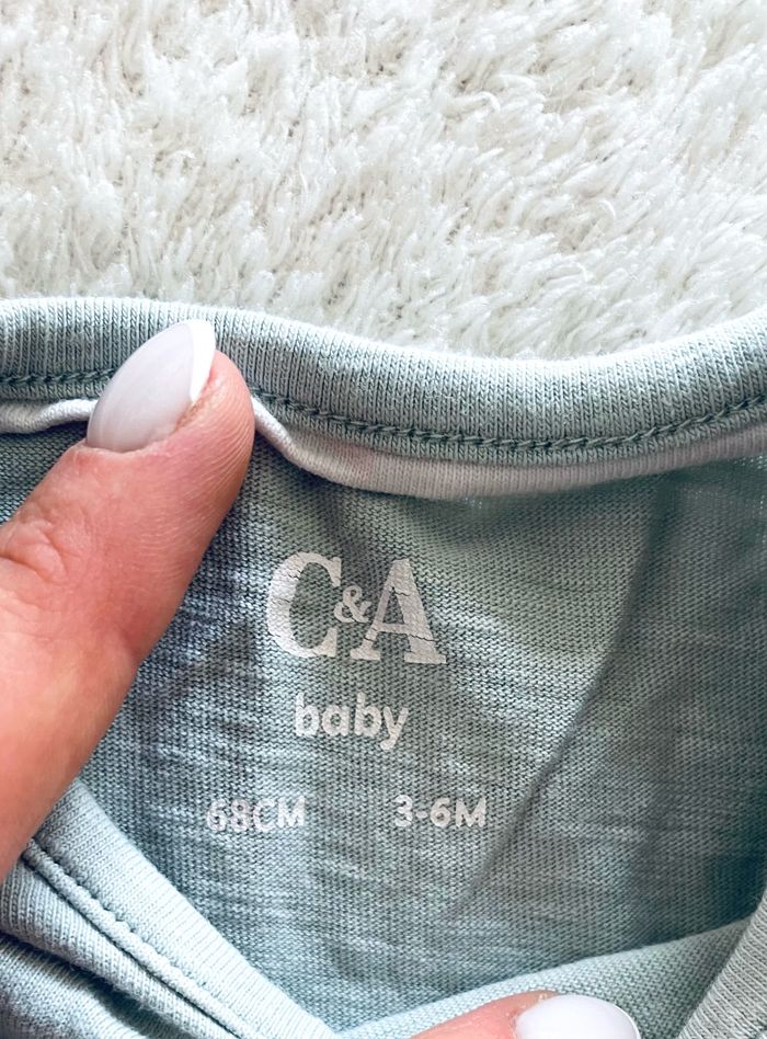 ensemble salopette short « C&A baby » Taille 3-6 mois - photo numéro 3