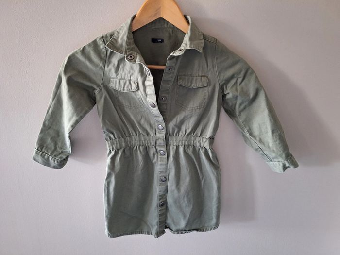 Robe verte kaki Kiabi 5 ans