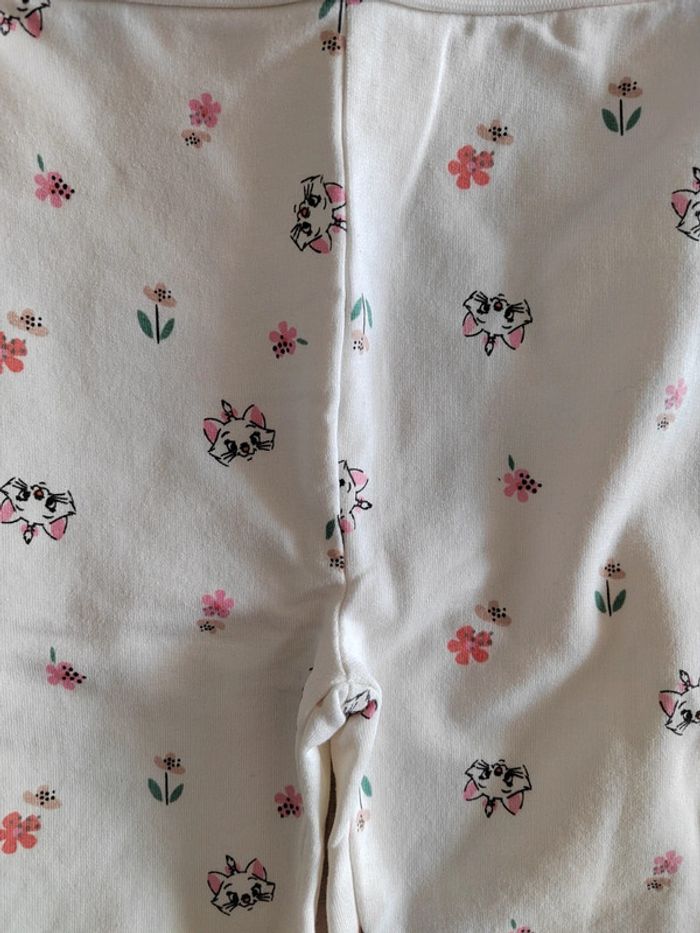 Caleçon Disney taille 9 mois - photo numéro 2