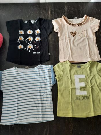 Lot tshirt fille 2ans