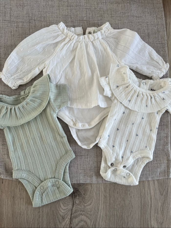 Lot vêtements 0 mois fille - photo numéro 3