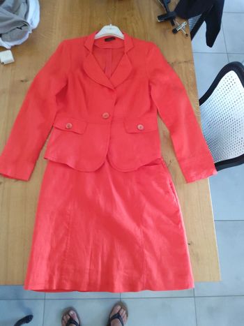 Tailleur jupe en lin