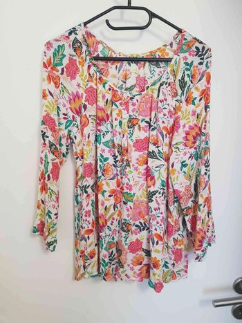 Blouse fleurie coloré taille 38