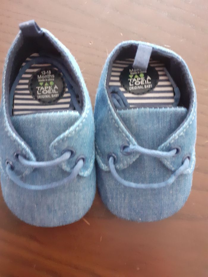 Chaussure taille 12 /18 mois - photo numéro 4