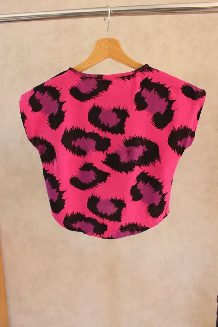 👚 T-shirt crop top, 10 ans, CA 📌 - photo numéro 3
