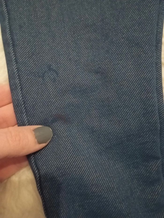 Lot bébé fille sweat Disneyland Minnie + jean Kiabi 36 mois - photo numéro 4