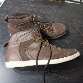 Basket fourrée taille 42